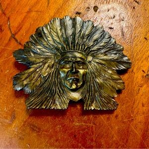 Vintages Bergamont Indian Native American chief head brass belt buckle RARE